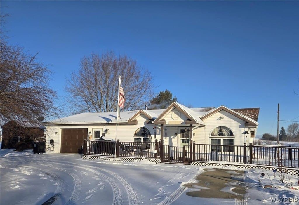 4 bedroom house for sale at 8294 Swamp Rd Cattaraugus - $155,000