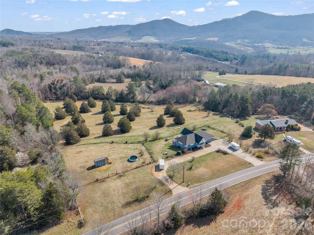 3 bedroom house for sale at 436 Toney Rd Bostic - $519,900