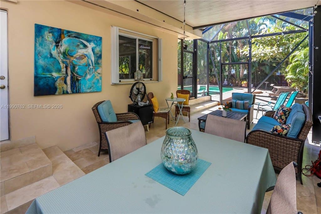 4 bedroom house for sale at 1410 Fletcher St Hollywood 33020 - $749,000