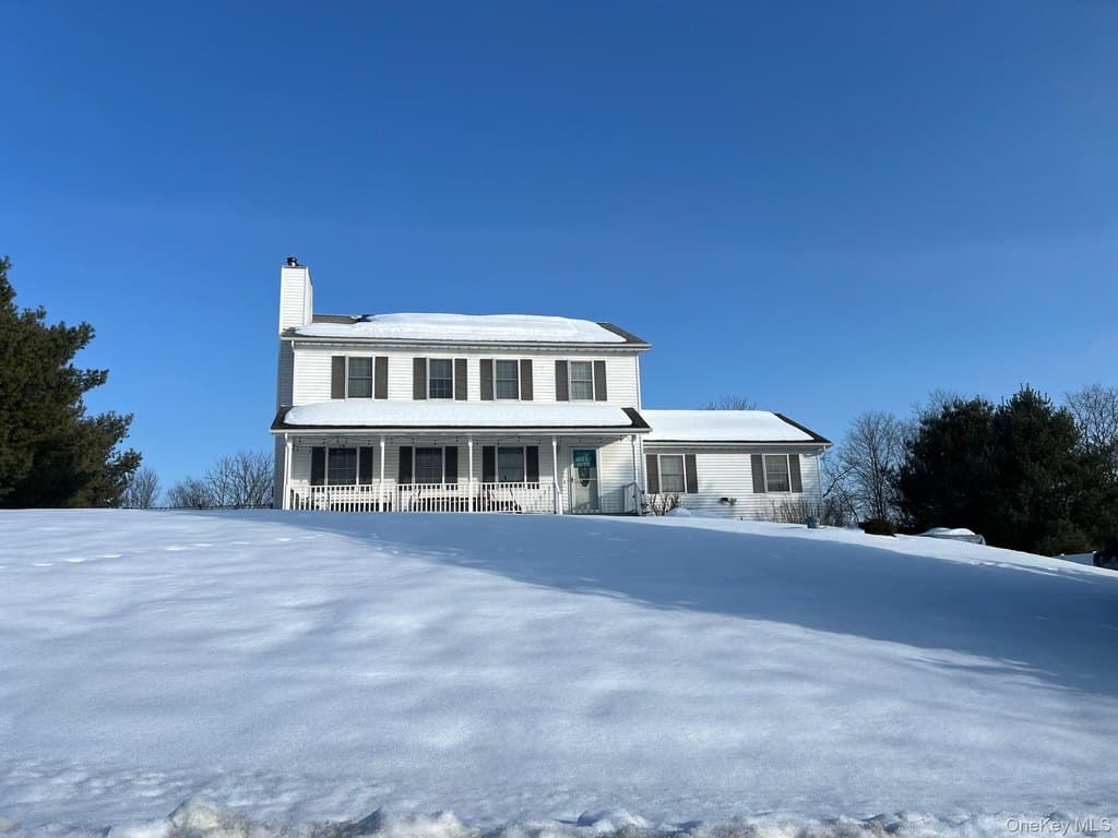 4 bedroom house for sale at 147 Mayfair Rd Beekman - $550,000
