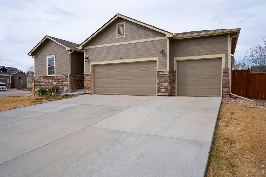 3 bedroom house for sale at 3610 Sunrose St Wellington 80549 - $480,000