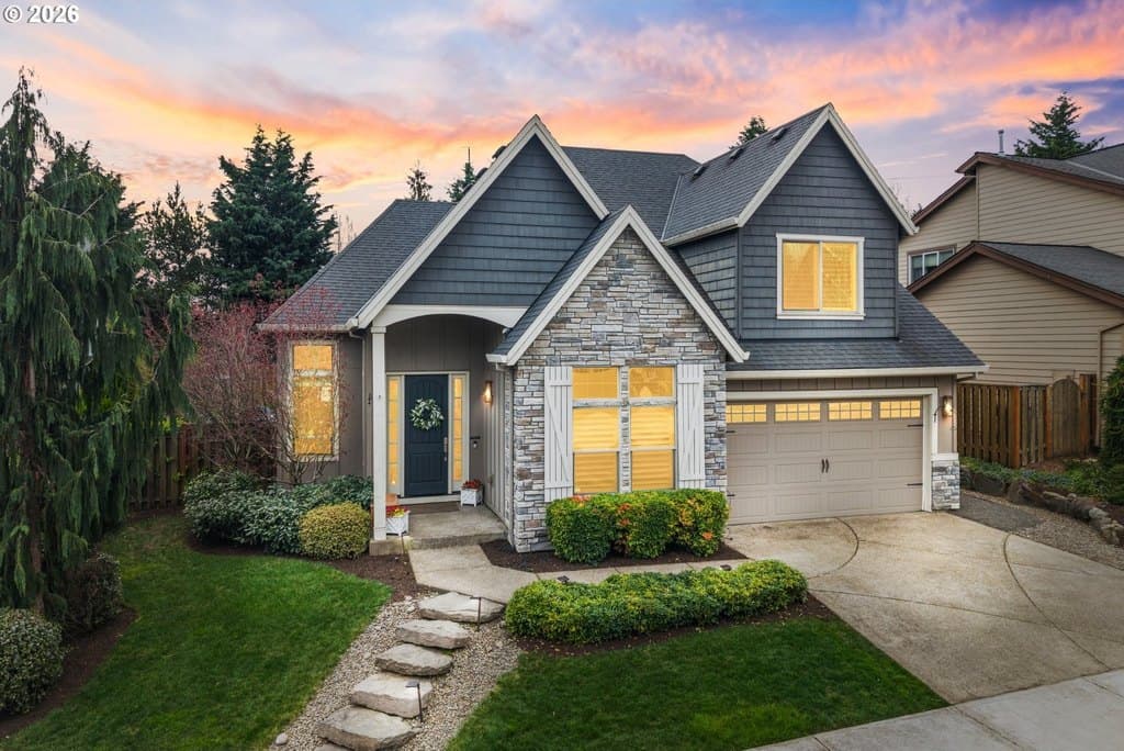 4 bedroom house for sale at 1971 Furlong Ct West Linn 97068 - $835,000