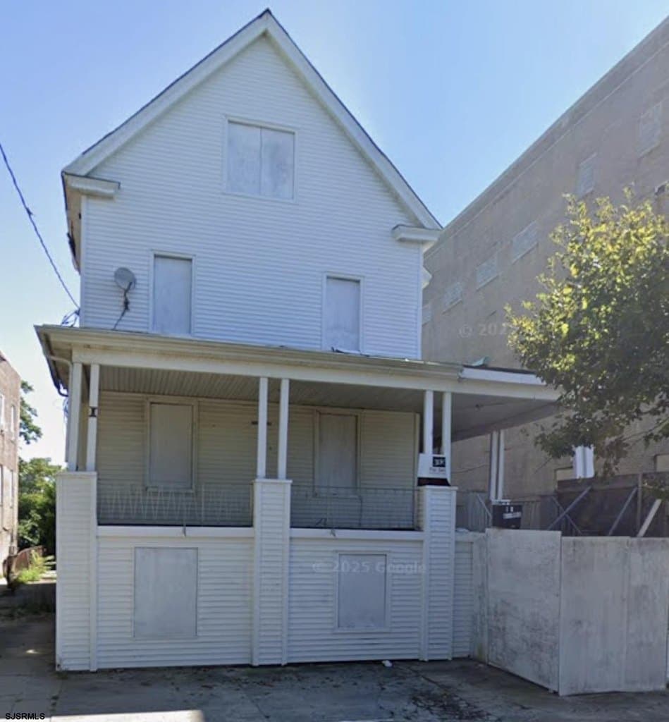 multi-family for sale at 1 N Hartford Ave Atlantic City 08401 - $225,000