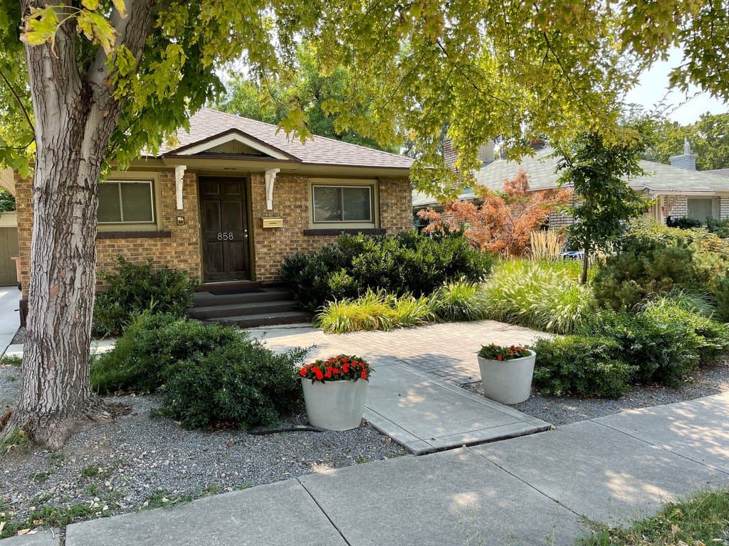 1 bedroom house for sale at 858 E Elm Ave Salt Lake City - $489,000