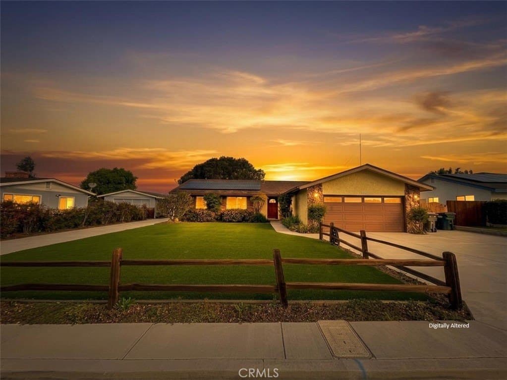 3 bedroom house for sale at 3159 Crela St Bonita - $1,175,000