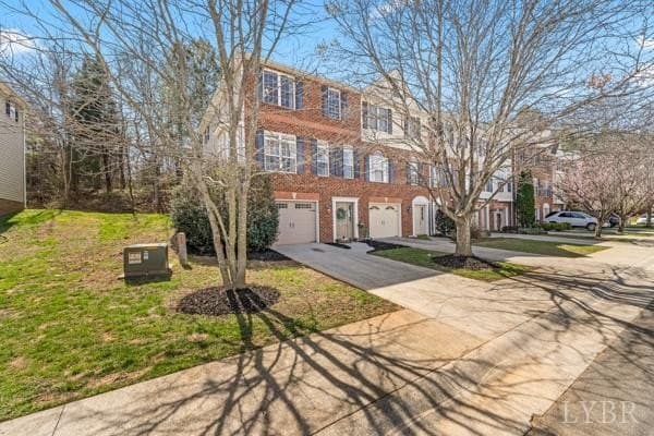 2 bedroom townhouse for sale at 3008 Hill St Unit 212 Lynchburg 24501 - $279,900