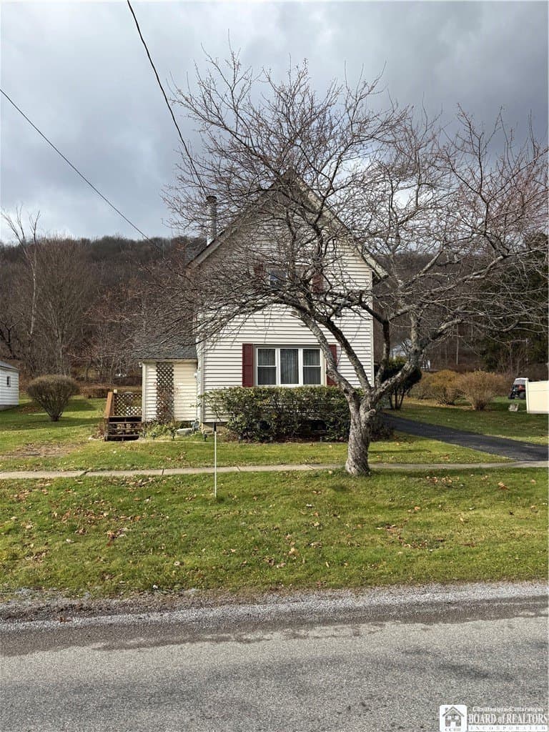 3 bedroom house for sale at 87 South St Cattaraugus - $139,999