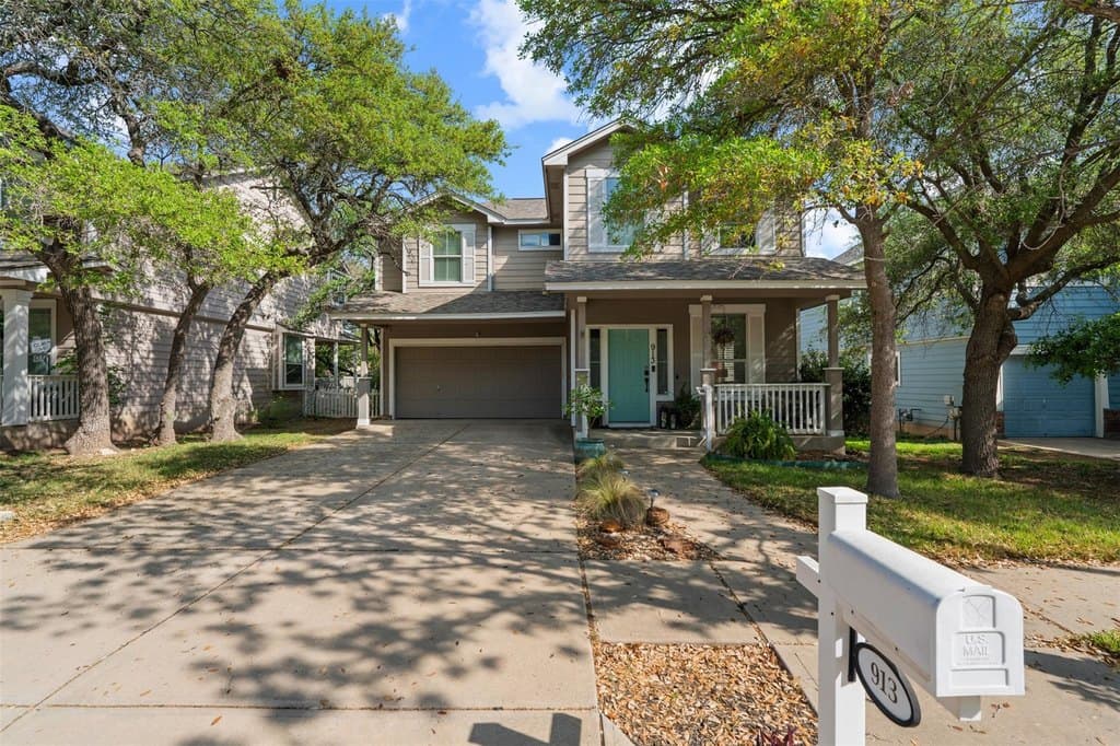 4 bedroom house for sale at 913 Bogart Rd Cedar Park - $400,000