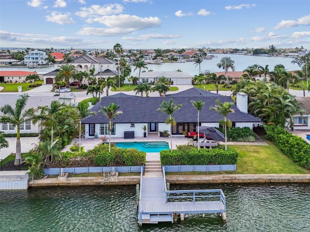 5 bedroom house for sale at 221 Howard Dr Belleair Beach - $1,999,000