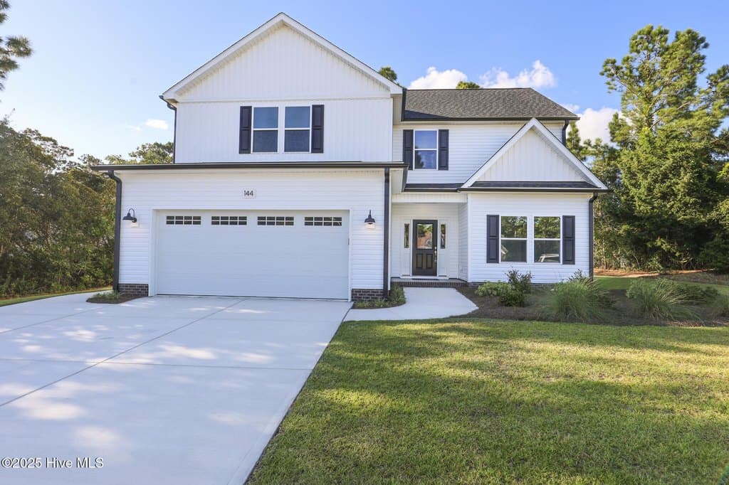 3 bedroom house for sale at 144 Bobwhite Cir Cape Carteret - $580,000