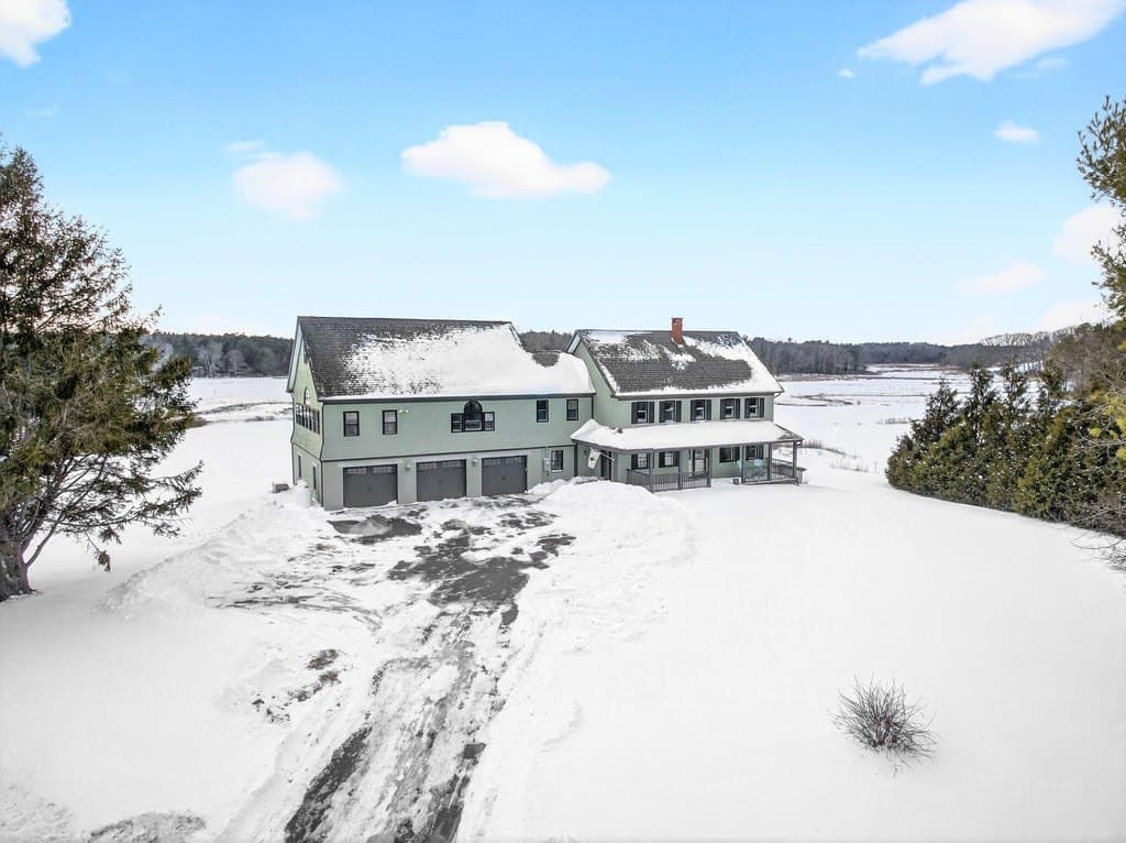 4 bedroom house for sale at 1275 Sawyer Rd Cape Elizabeth - $1,995,000