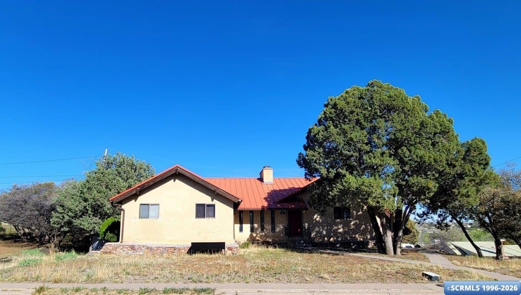 4 bedroom house for sale at 3300 N Mann Dr Silver City 88061 - $280,000