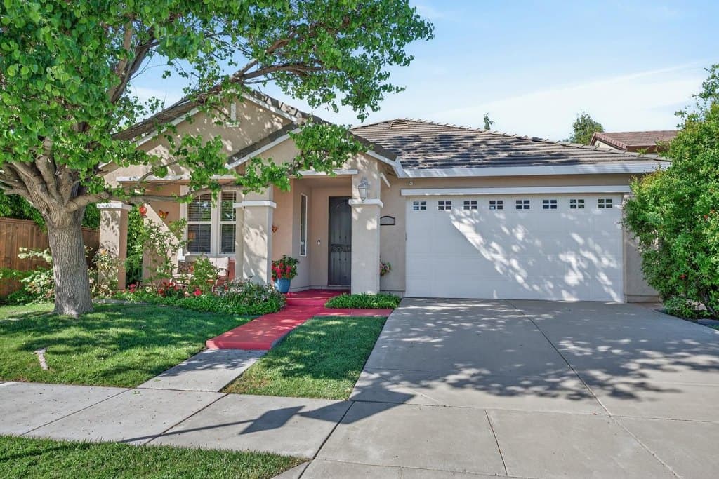 3 bedroom house for sale at 2355 Ortiz Ave Woodland 95776 - $639,900
