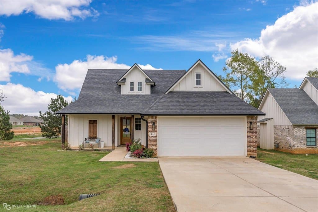 3 bedroom house for sale at 4553 Cherry Creek Rd Blanchard - $244,900
