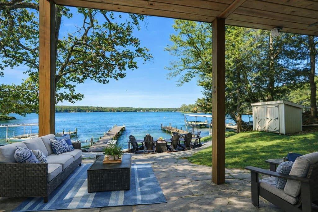 4 bedroom house for sale at W5510 Westshore Dr Elkhorn - $1,695,000