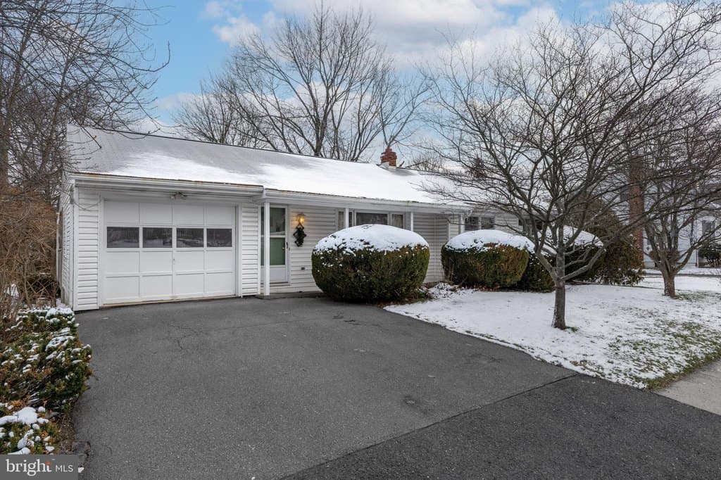2 bedroom house for sale at 239 W Main St Boalsburg - $265,000