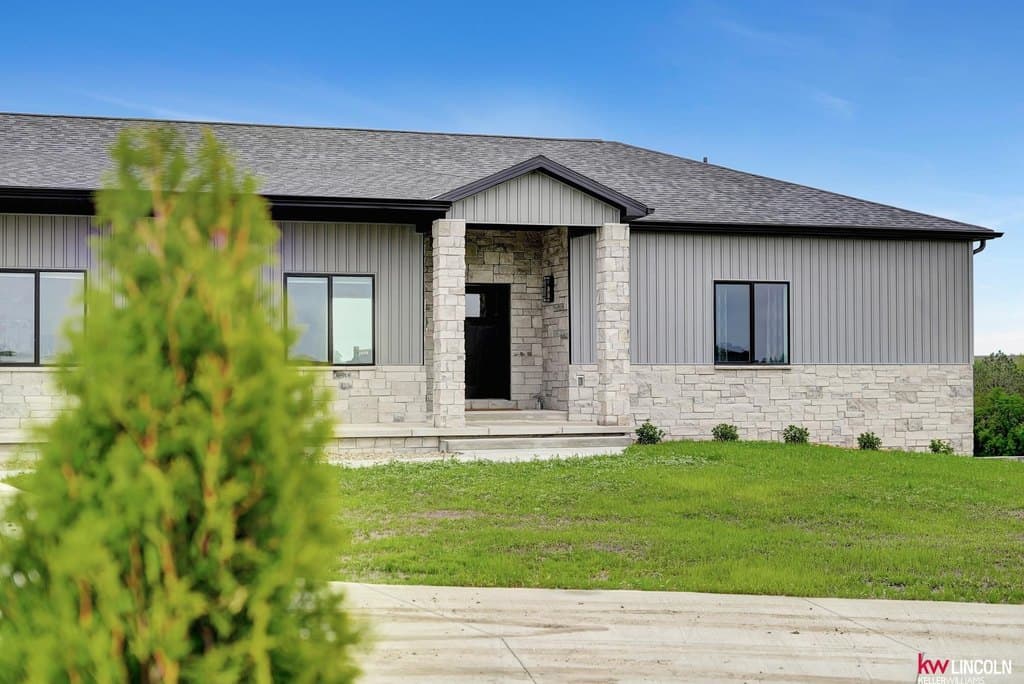 5 bedroom house for sale at 5830 Rock Creek Rd Ceresco - $985,000