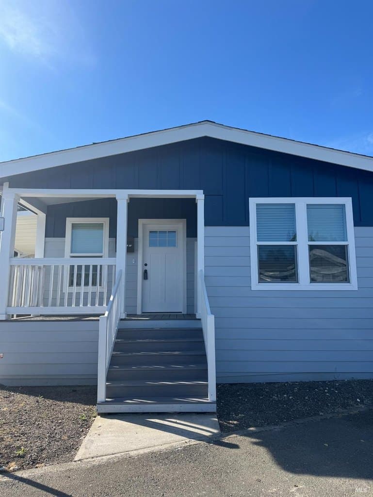 2 bedroom mobile home for sale at 302 Floral Dr Cotati 94931 - $265,000