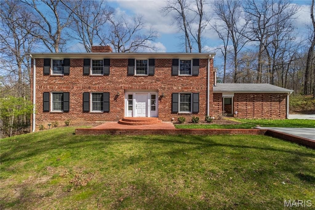 5 bedroom house for sale at 2442 Brookwood Dr Cape Girardeau - $375,000