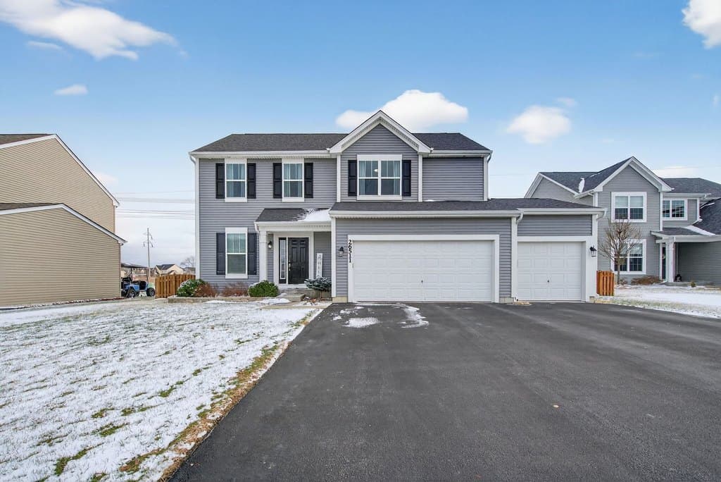 3 bedroom house for sale at 26511 W Wild Rose Dr Channahon - $425,000