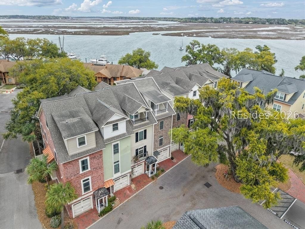 4 bedroom townhouse for sale at 46 Battery Creek Club Dr Beaufort 29902 - $370,000
