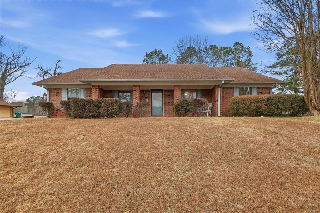 4 bedroom house for sale at 419 Evans St Beechwood - $245,000