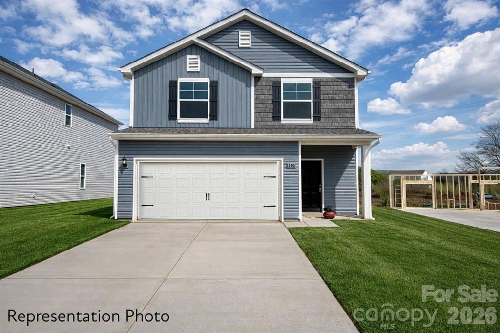 3 bedroom house for sale at 115 Pinnacle Xing Shelby 28152 - $289,990