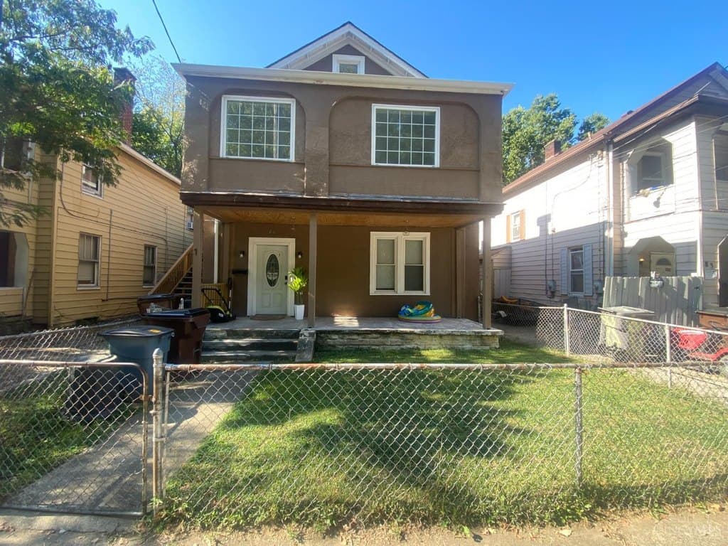 5 bedroom house for sale at 81 Main St Addyston - $174,500