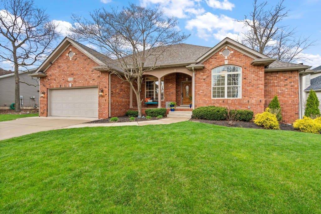 4 bedroom house for sale at 82 Scotscraig Dr Aberdeen - $614,900