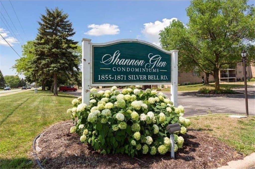 2 bedroom condo for sale at 1871 Silver Bell Rd Apt 307 Eagan 55122 - $200,000