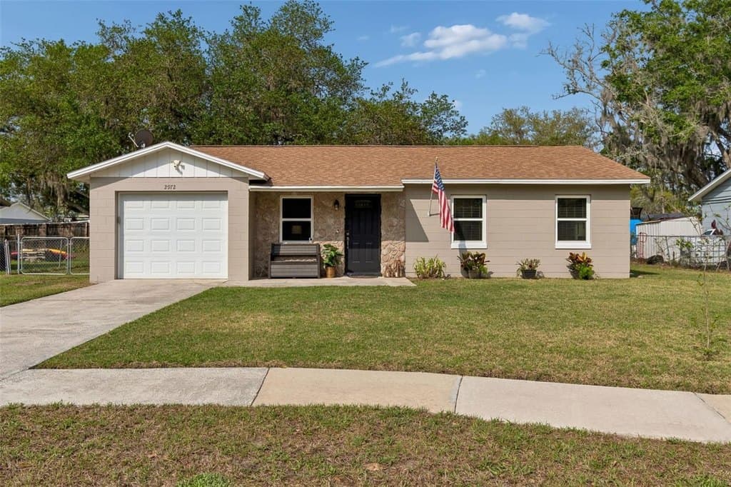 3 bedroom house for sale at 2972 Slippery Rock Ave University - $300,000