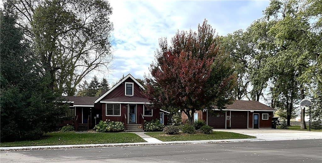 3 bedroom house for sale at 410 2nd St N Atwater - $277,700
