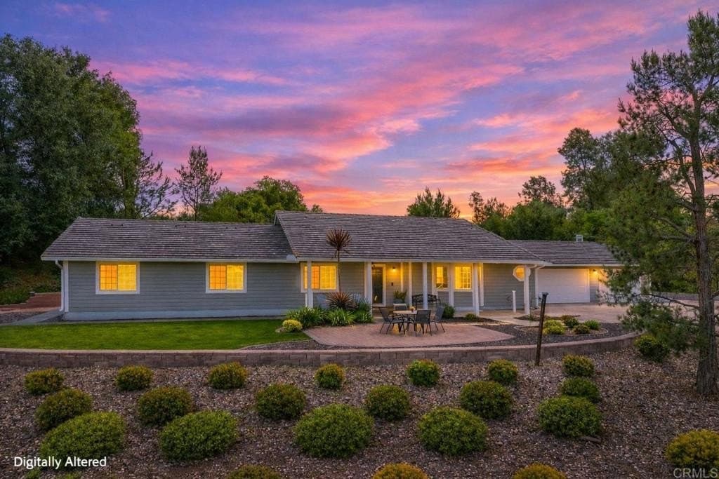 4 bedroom house for sale at 30405 Del Rey Rd Temecula - $1,169,000