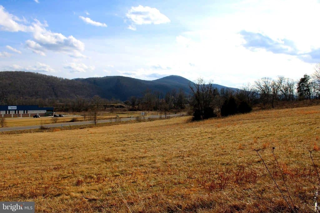 land for sale at 7.92 Acres McMullen Hwy Bier - $399,900