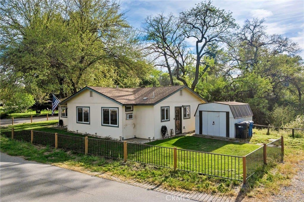 2 bedroom house for sale at 5204 Ensenada Ave Atascadero - $629,900