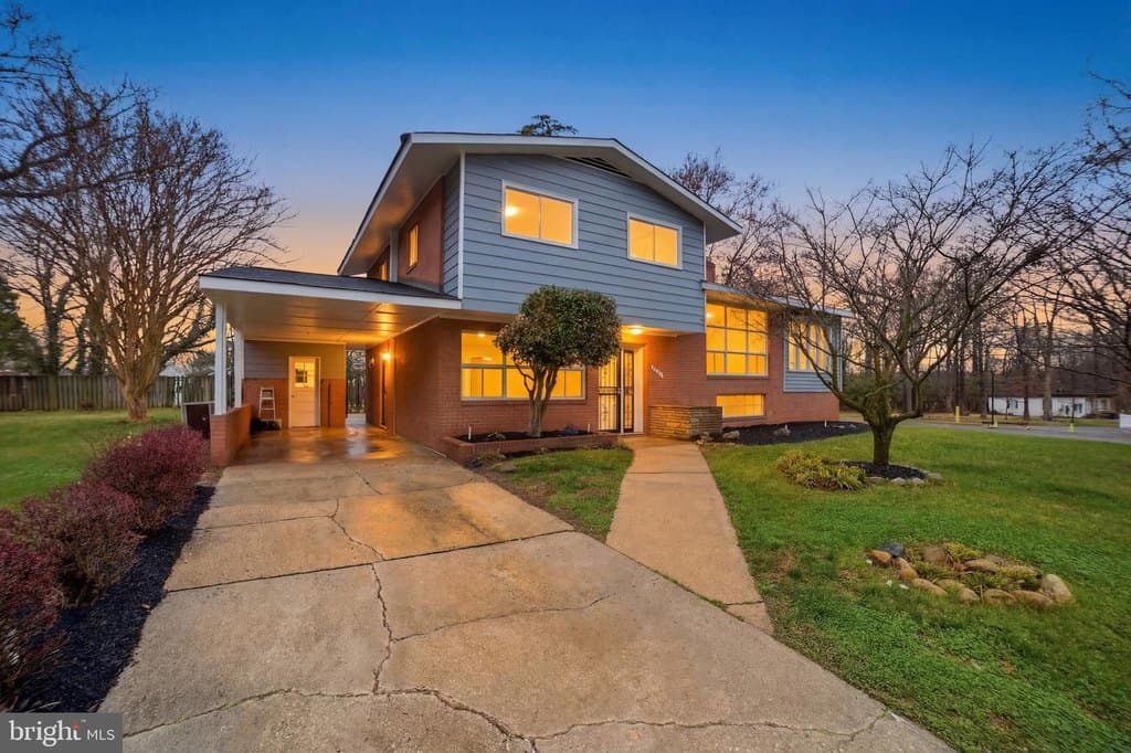4 bedroom house for sale at 5001 Barto Ave Camp Springs - $444,900
