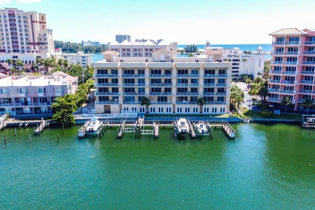 3 bedroom condo for sale at 600 Bayway Blvd Apt 304 Clearwater - $890,000