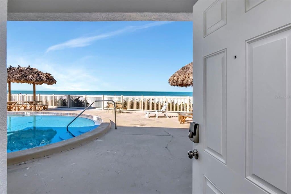 1 bedroom condo for sale at 2700 Gulf Blvd Apt W2 Belleair Beach - $549,000