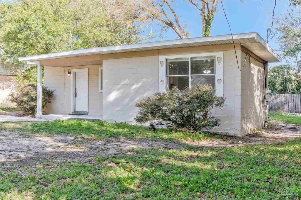 3 bedroom house for sale at 603 New York Dr Pensacola - $129,500
