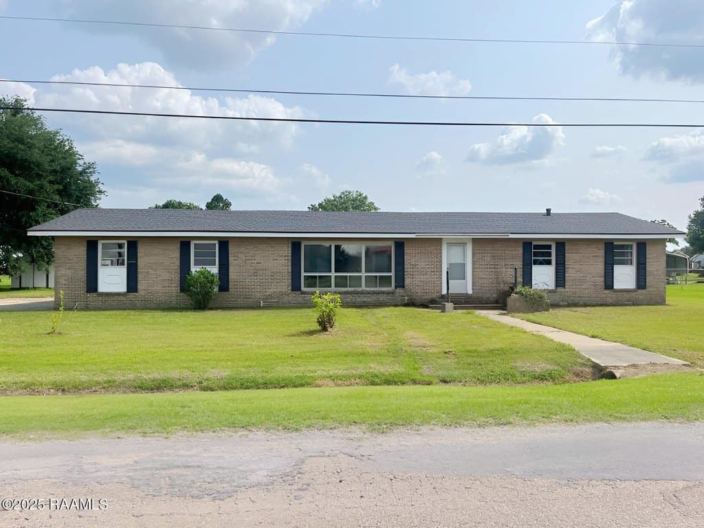 3 bedroom house for sale at 205 Joseph St Baldwin - $44,900