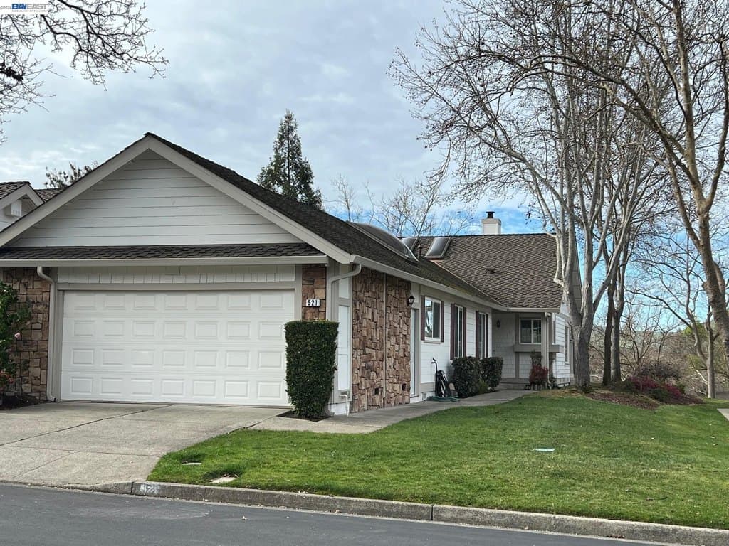 2 bedroom townhouse for sale at 521 Silver Lake Dr Danville 94526 - $1,128,000