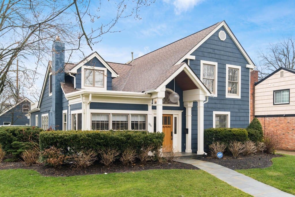 5 bedroom house for sale at 386 Northview Dr Bexley - $1,200,000