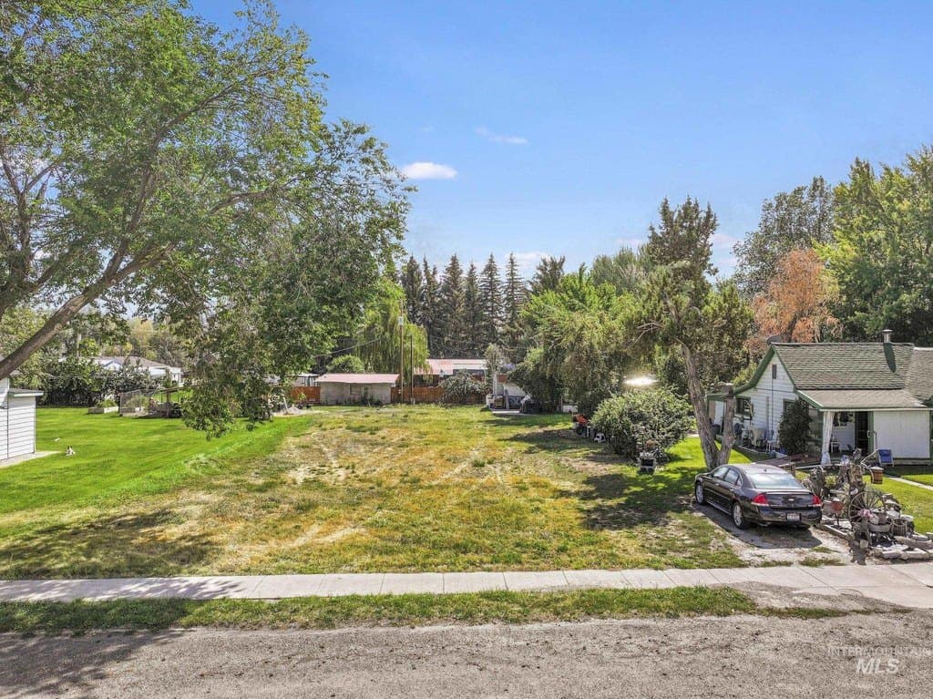 land for sale at Market St Albion - $75,000
