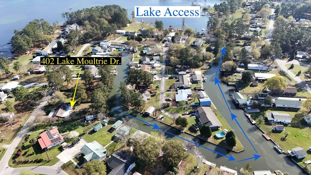 3 bedroom house for sale at 402 Lake Moultrie Dr Bonneau - $295,000
