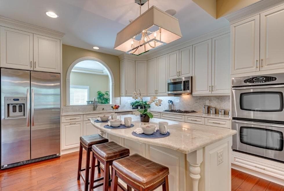 3 bedroom townhouse for sale at 2708 Merlot Ln Parole 21401 - $729,990