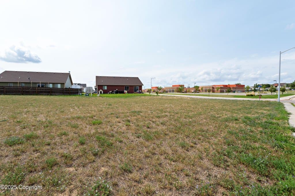 land for sale at 1117 Estes Ln Gillette 82716 - $59,500