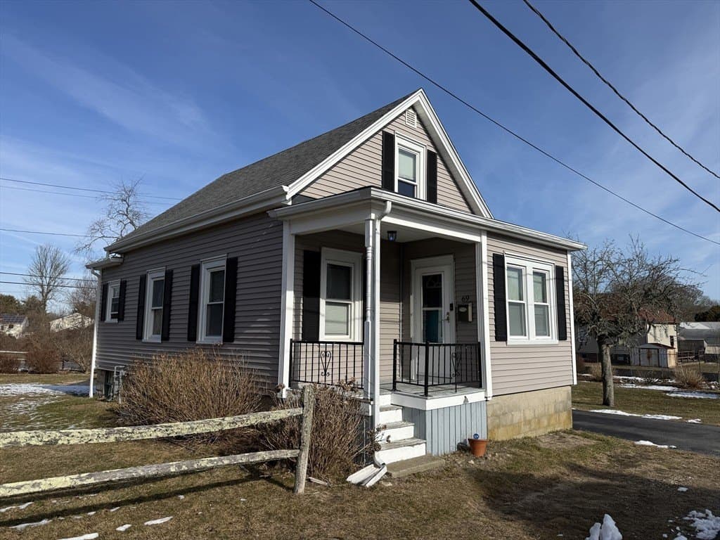 2 bedroom house for sale at 69 Norton St Bliss Corner - $424,900