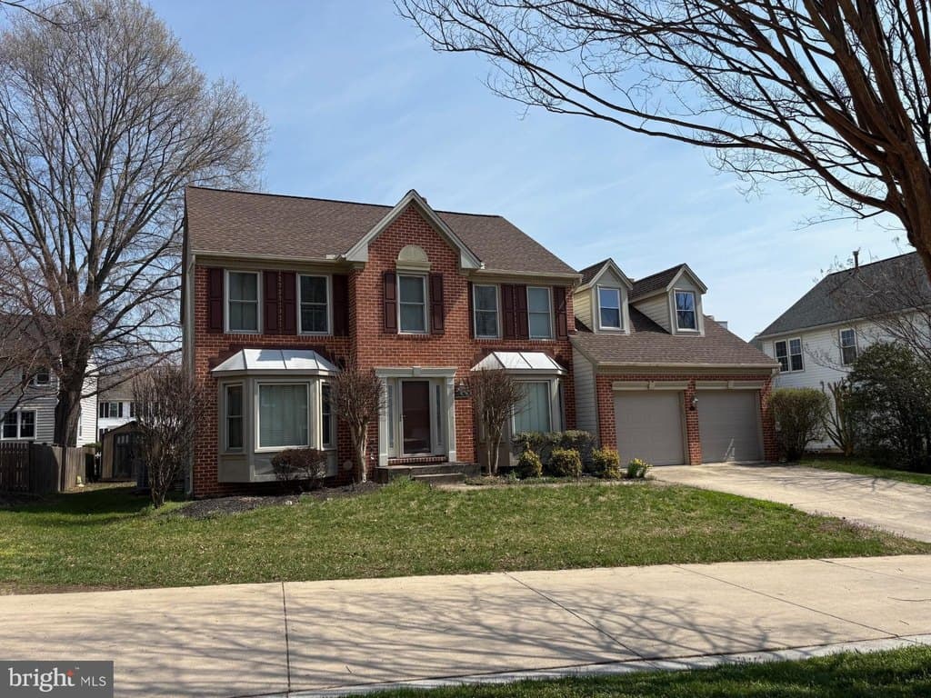 4 bedroom house for sale at 1703 Grey Birch Ct Crofton 21114 - $769,000