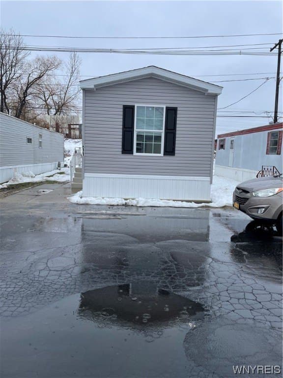 2 bedroom mobile home for sale at 3473 S Park A11 Ave Blasdell - $74,900