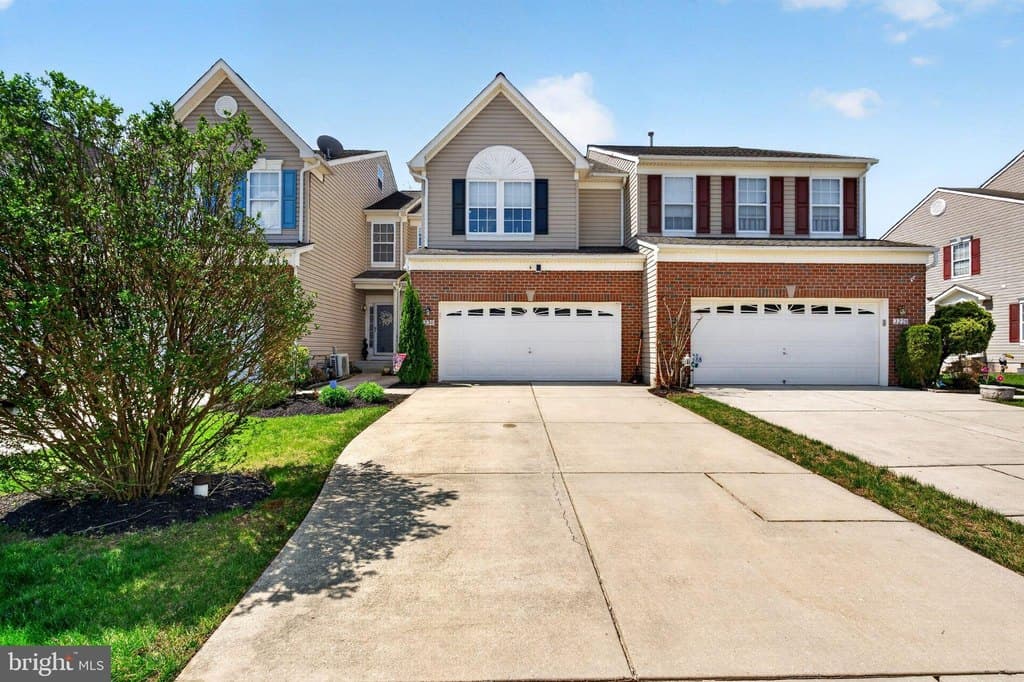 2 bedroom townhouse for sale at 3230 Woodspring Dr Abingdon - $453,000